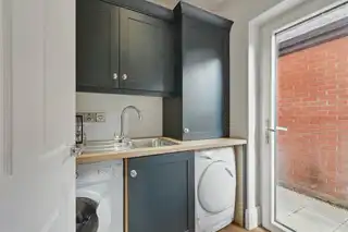 58 Oakfield ParkImage 17