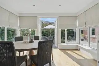58 Oakfield ParkImage 16