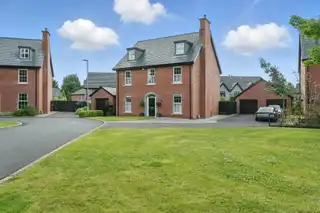 58 Oakfield ParkImage 2