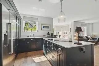 58 Oakfield ParkImage 15