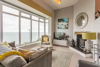 8 Seacliff CloseImage 9