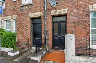 Apt 5 25-27 Dunluce AvenueImage 2