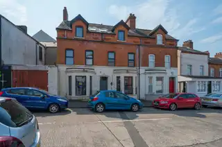 Image 1 for 2A Surrey Street