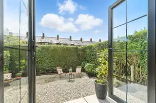 38 Ulsterville GardensImage 4