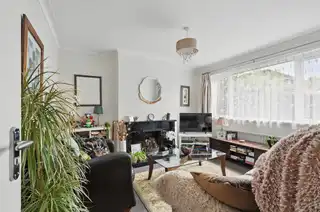 18 Prince Edward DriveImage 4