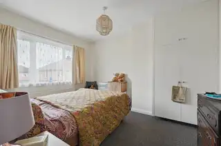 18 Prince Edward DriveImage 9