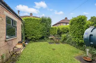 18 Prince Edward DriveImage 13