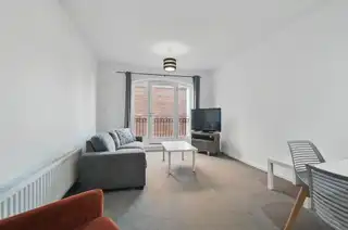 404 Saint Anne's SquareImage 6