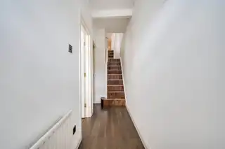 21 Malone PlaceImage 2