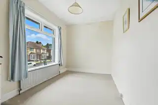 26 Mount Eden ParkImage 15