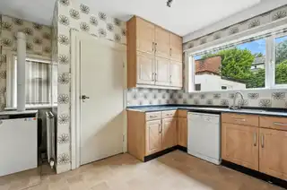 26 Mount Eden ParkImage 10