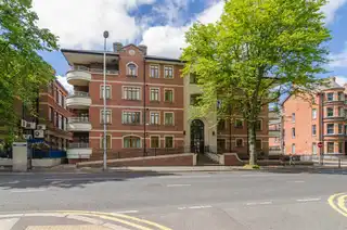 10 Chancellors CourtImage 2