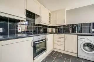 11 Oakmount DriveImage 6