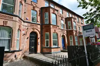 3 63 Ulsterville AvenueImage 2