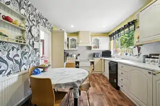 39 Church AvenueImage 12