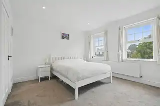 1 Ishbel GardensImage 22