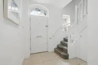 1 Ishbel GardensImage 5
