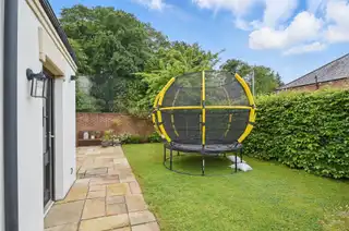 1 Ishbel GardensImage 26