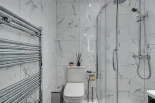 Apt 4 26 Sans Souci ParkImage 16