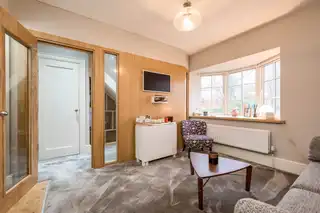 Apt 4 26 Sans Souci ParkImage 8