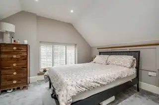 Apt 4 26 Sans Souci ParkImage 17