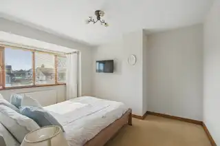 11 Meadowvale GardensImage 13