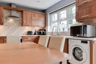 28 RosslaneImage 13