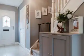 28 RosslaneImage 4