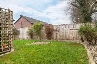 28 RosslaneImage 31