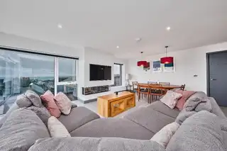 12 Dunluce ViewImage 4
