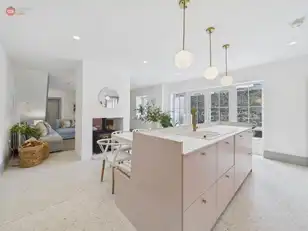 11 Eglinton LaneImage 4