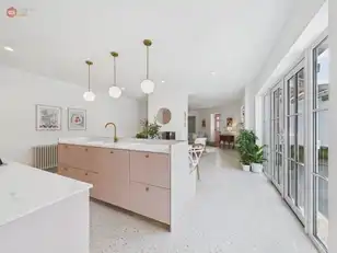 11 Eglinton LaneImage 2
