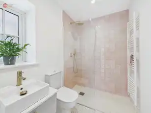 11 Eglinton LaneImage 8