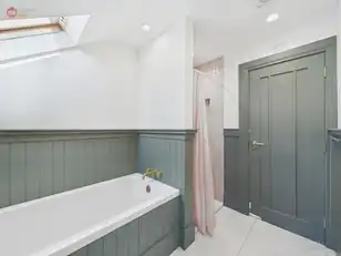11 Eglinton LaneImage 14