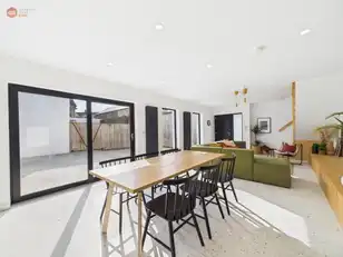 15 Eglinton LaneImage 4