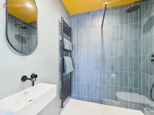 15 Eglinton LaneImage 9