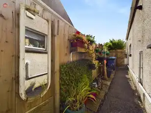 11 Flowerfield RoadImage 18