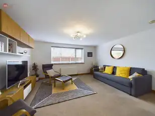 2 19 Lansdowne CrescentImage 7