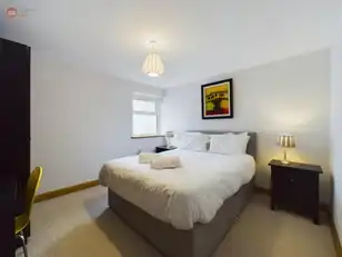 2 19 Lansdowne CrescentImage 12