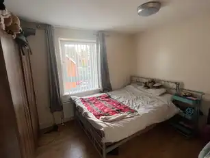 Flat 2 37 Tates AvenueImage 7