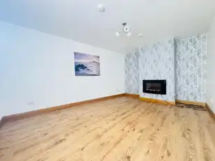 44 East WayImage 3
