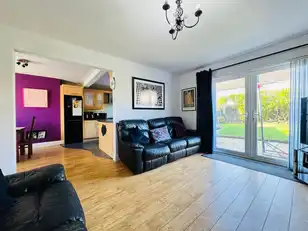 18 Woodland DriveImage 3