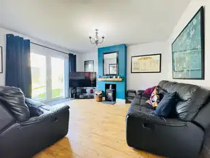 18 Woodland DriveImage 2
