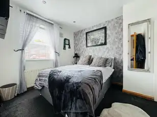 24 Mayfield HeightsImage 9