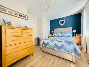 66 Burnthill CrescentImage 9