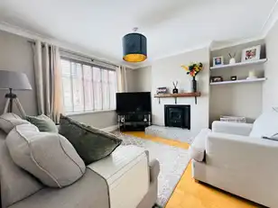 7 Swanston Road NorthImage 3