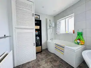 7 Swanston Road NorthImage 17