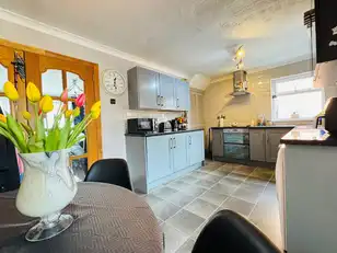 15 Braeside ParkImage 6
