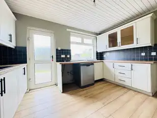43 Rathcoole DriveImage 4