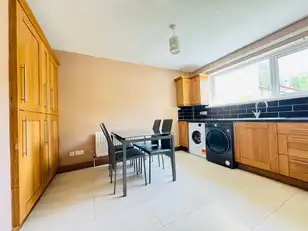 20 Abbeyglen CrescentImage 7